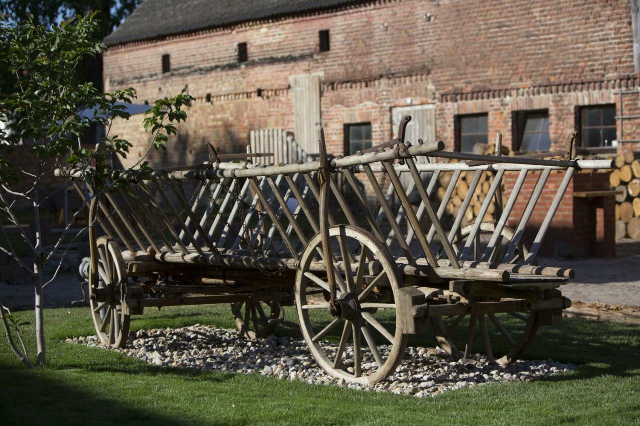 Вилла Lehnschulzenhof Viesen Rogasen Экстерьер фото